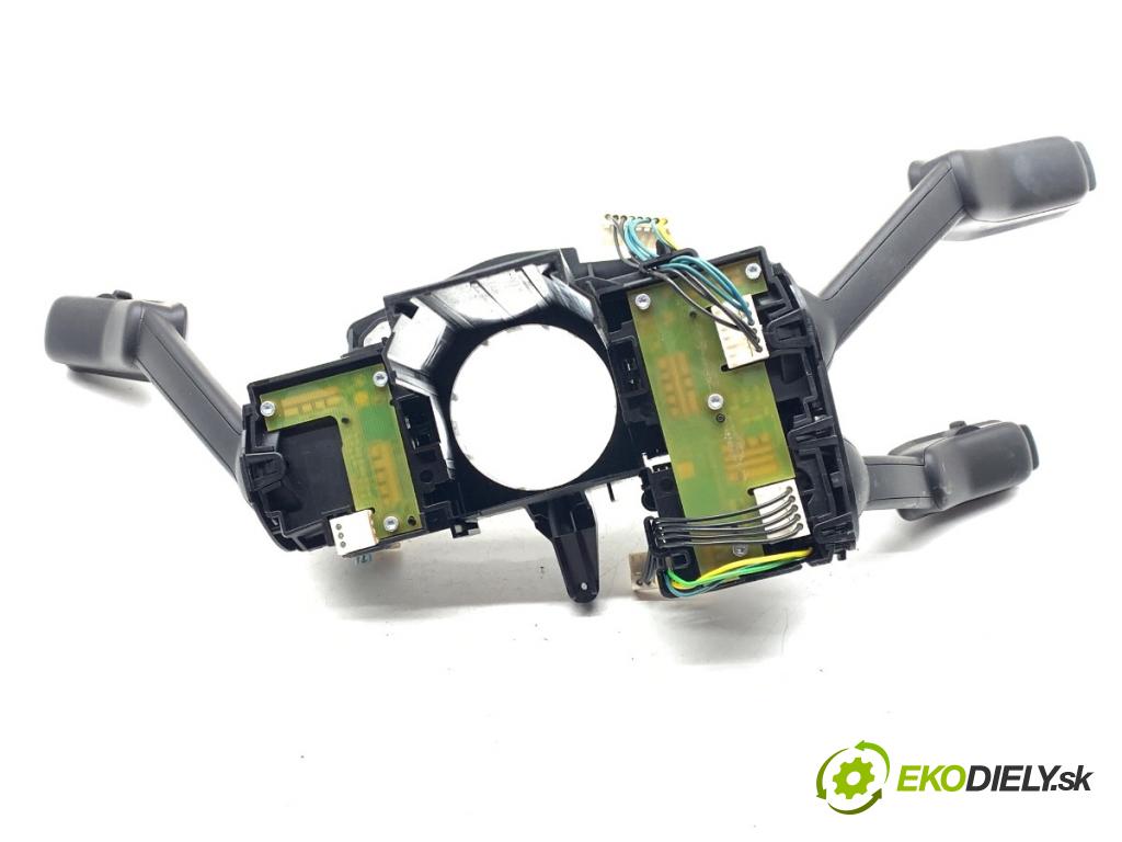 SEAT LEON III liftback 2018 96 kW 1.5 TSI 1495 Prepínač kombinovaný 5Q0953507JA (Prepínacie páčky pod volantom)