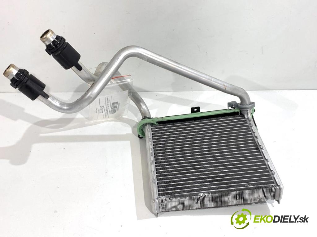 SEAT LEON III liftback 2018 96 kW 1.5 TSI 1495 Výhrevné teleso, radiátor kúrenia 5Q0819031B (Radiátor kúrenia)