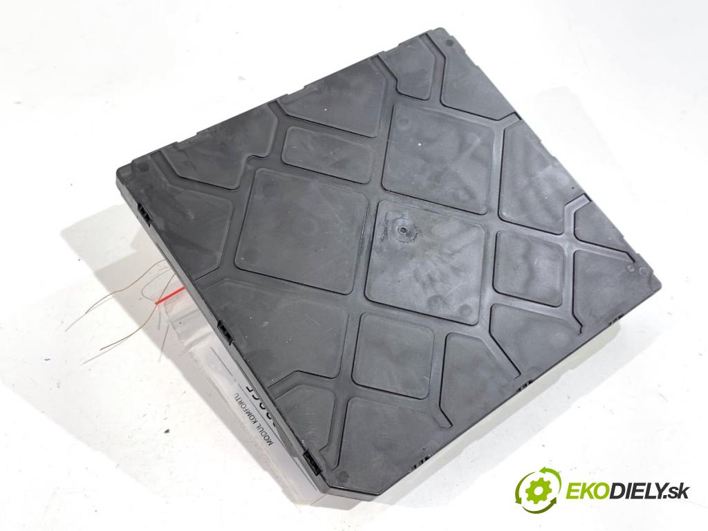 SEAT LEON III liftback 2018 96 kW 1.5 TSI 1495 Modul komfortu 5Q0937084DD (Modul komfortu)