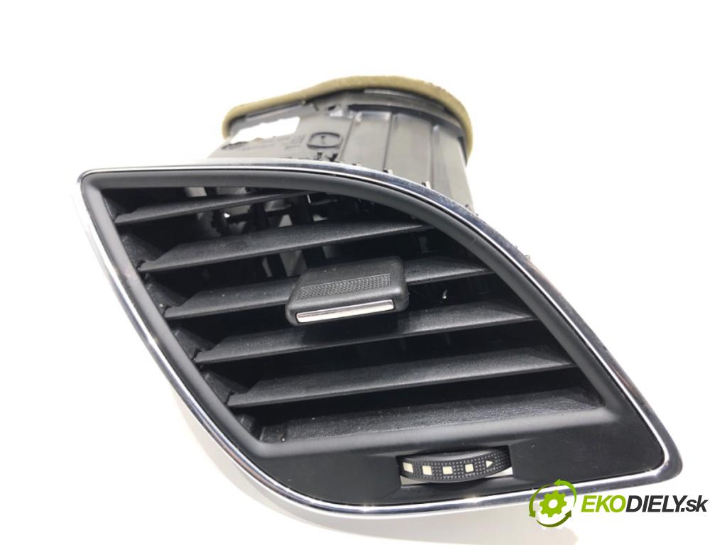 SEAT LEON III liftback 2018 96 kW 1.5 TSI 1495 kratký kúrenia predný 5F1820951 5F1820901D