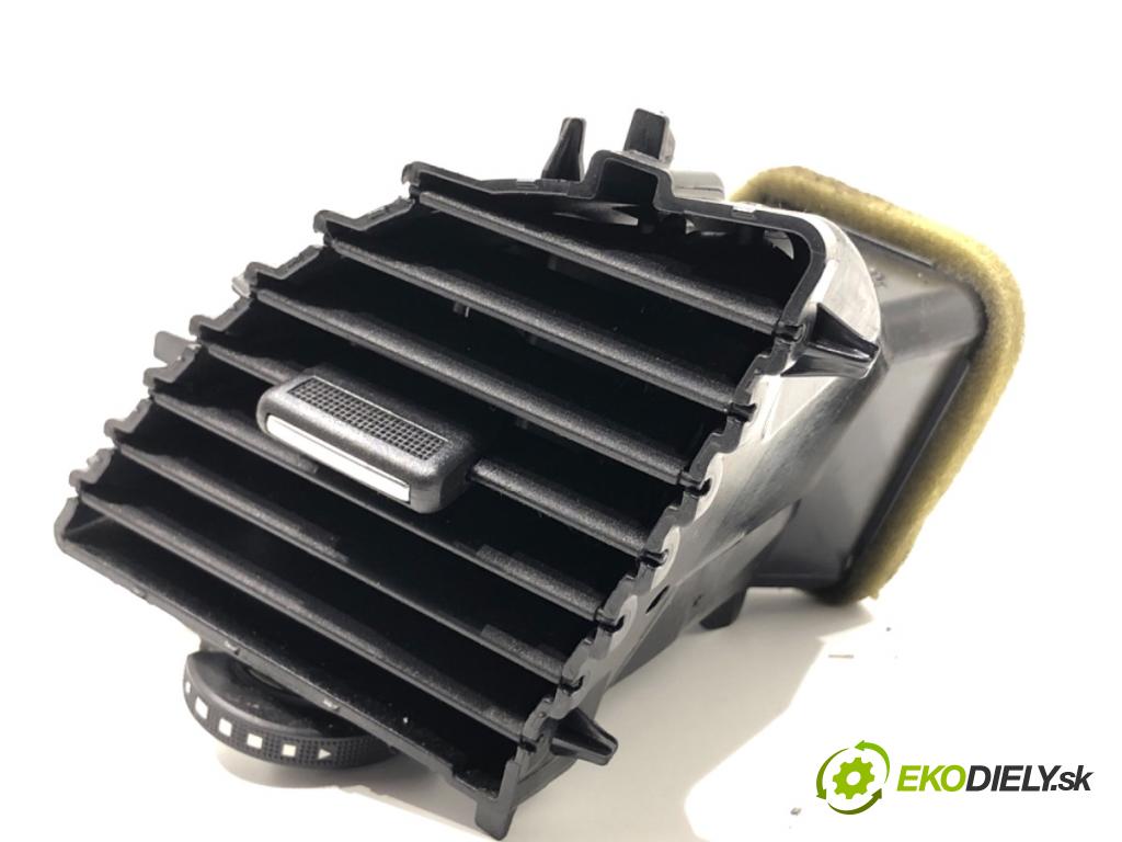 SEAT LEON III liftback 2018 96 kW 1.5 TSI 1495 kratký kúrenia predný 5F1820951 5F1820901D