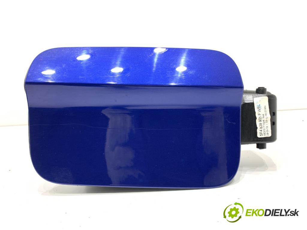 SEAT LEON III liftback 2018 96 kW 1.5 TSI 1495 dvířka nádrže paliva 5F4809905F (Klika dveří ostatní)