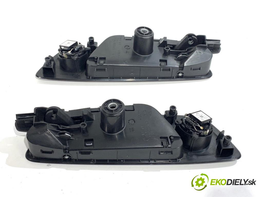 SEAT LEON III liftback 2018 96 kW 1.5 TSI 1495 reproduktory 5F0035415 5F0035399