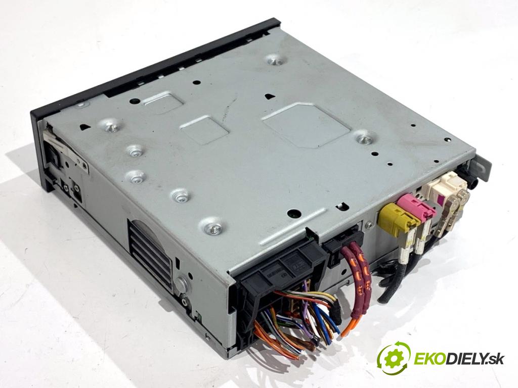 SEAT LEON III liftback 2018 96 kW 1.5 TSI 1495 čítač navigácie 5F0035842A (Elektrosúčasti ostatné)