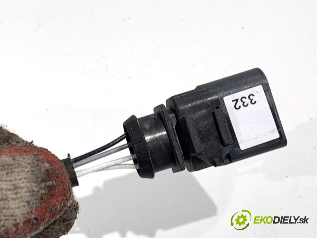 SEAT LEON III liftback 2018 96 kW 1.5 TSI 1495 sonda lambda zad 04E906262CS (Lambda sonda)