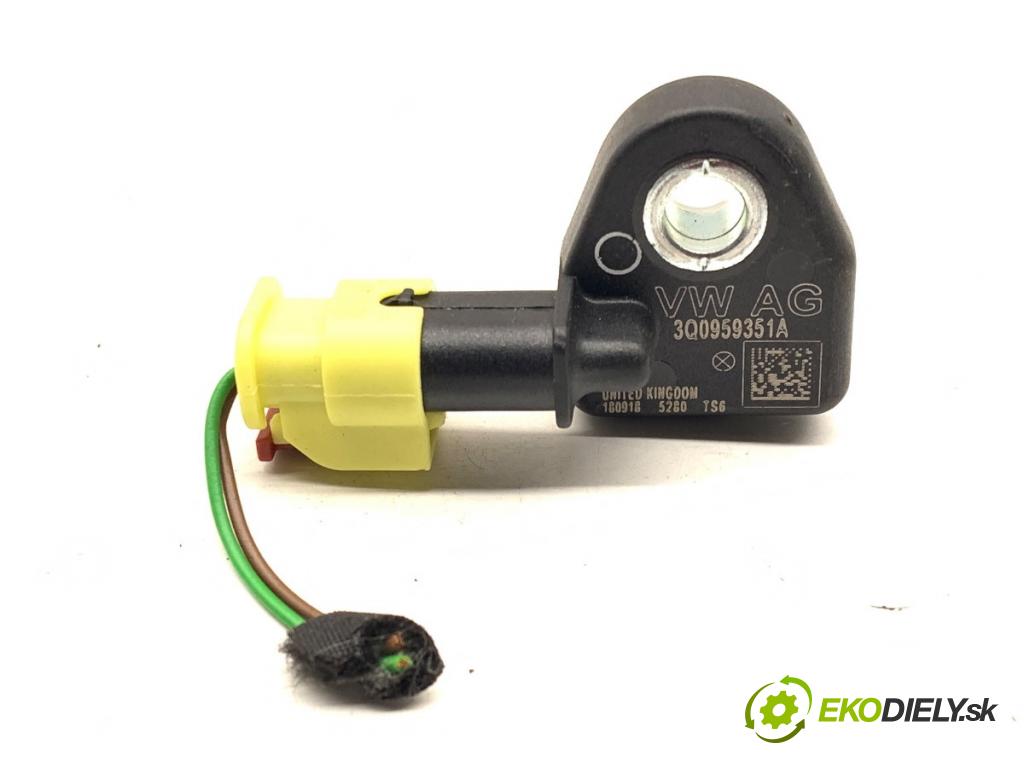 SEAT LEON III liftback 2018 96 kW 1.5 TSI 1495 Snímač nárazu 3Q0959651A (Snímač nárazu)