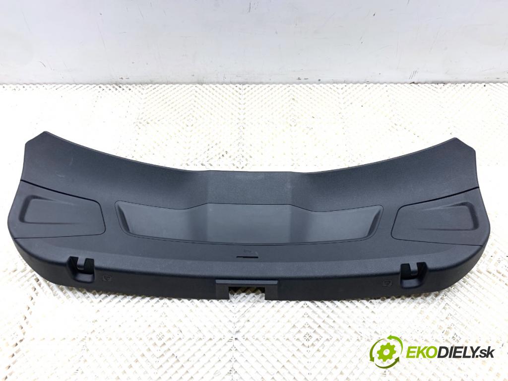 SEAT LEON III liftback 2018 96 kW 1.5 TSI 1495 tapacír dverí kufra 5F4867601K
