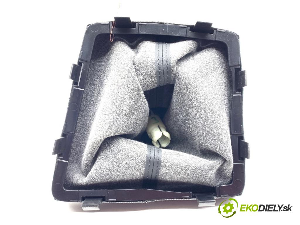 SEAT LEON III liftback 2018 96 kW 1.5 TSI 1495 Manžeta 5F1711113AK (Rýchlostná páka (kulisa))