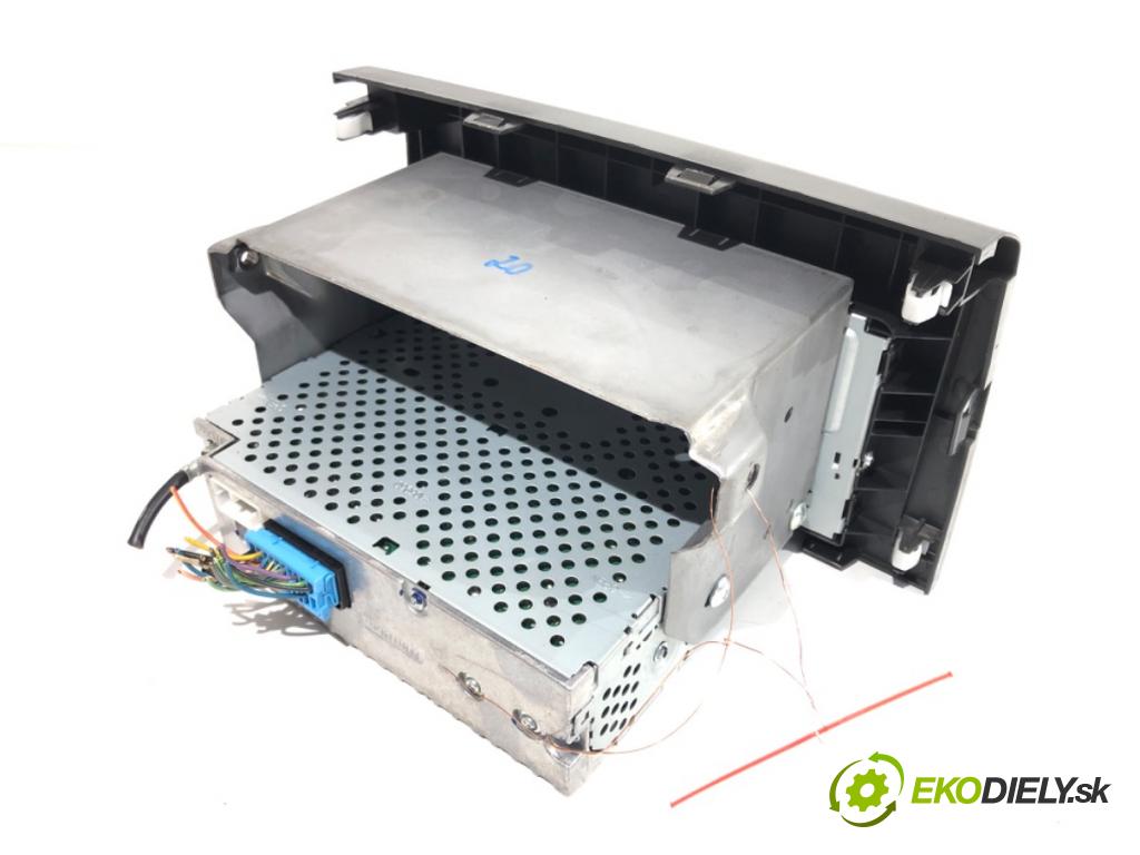 SUZUKI SWIFT III liftback 2009 75 kW 1.5 (RS 415) 1490 RADIO 39101-62J2 (Audio zariadenie)