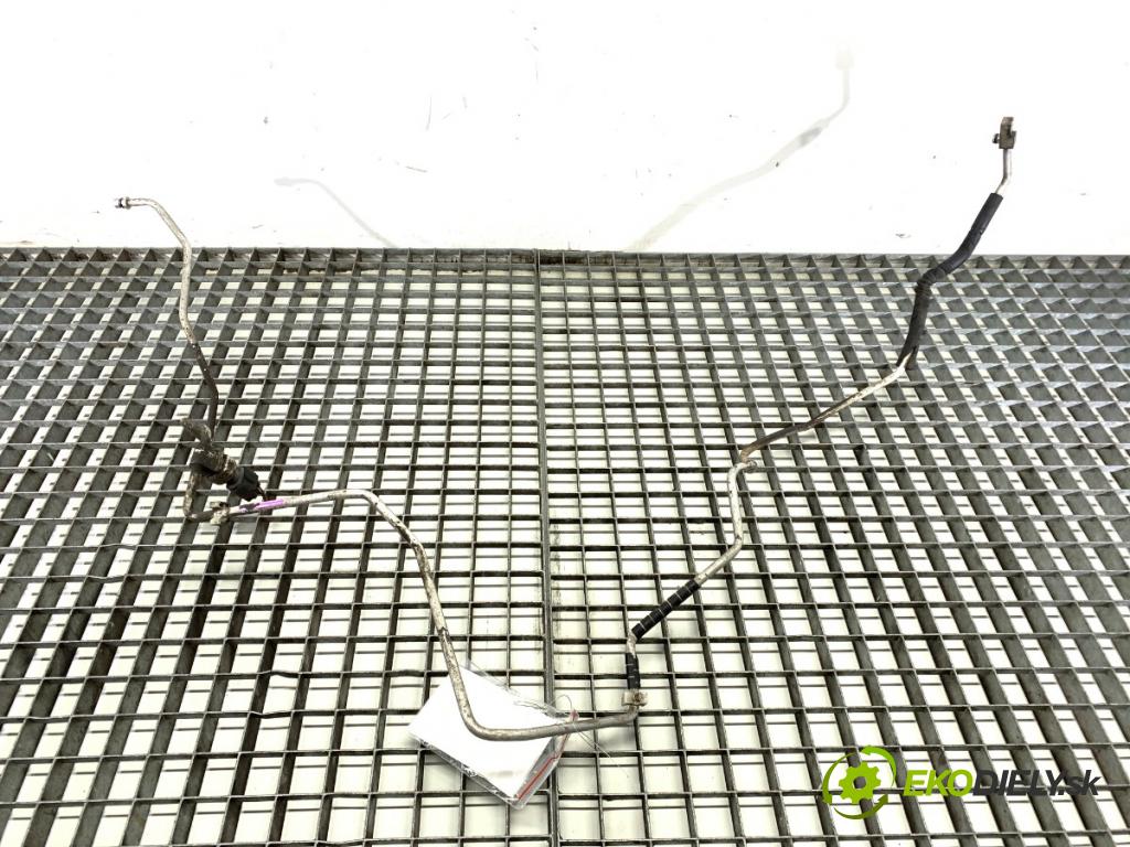 SUZUKI SWIFT III liftback 2009 75 kW 1.5 (RS 415) 1490 rúrka klimatizácie  (Rúrka klimatizácie)