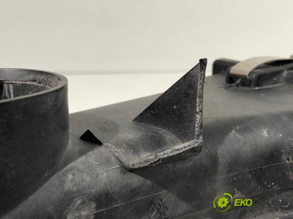 SUZUKI SWIFT III liftback 2009 75 kW 1.5 (RS 415) 1490 Obal filtra vzduchu 63J-A01 (Obal vzduchového filtra)