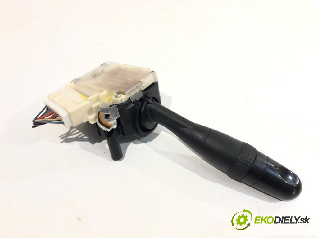 SUZUKI SWIFT III liftback 2009 75 kW 1.5 (RS 415) 1490 Prepínač smeroviek 173744 (Prepínacie páčky pod volantom)