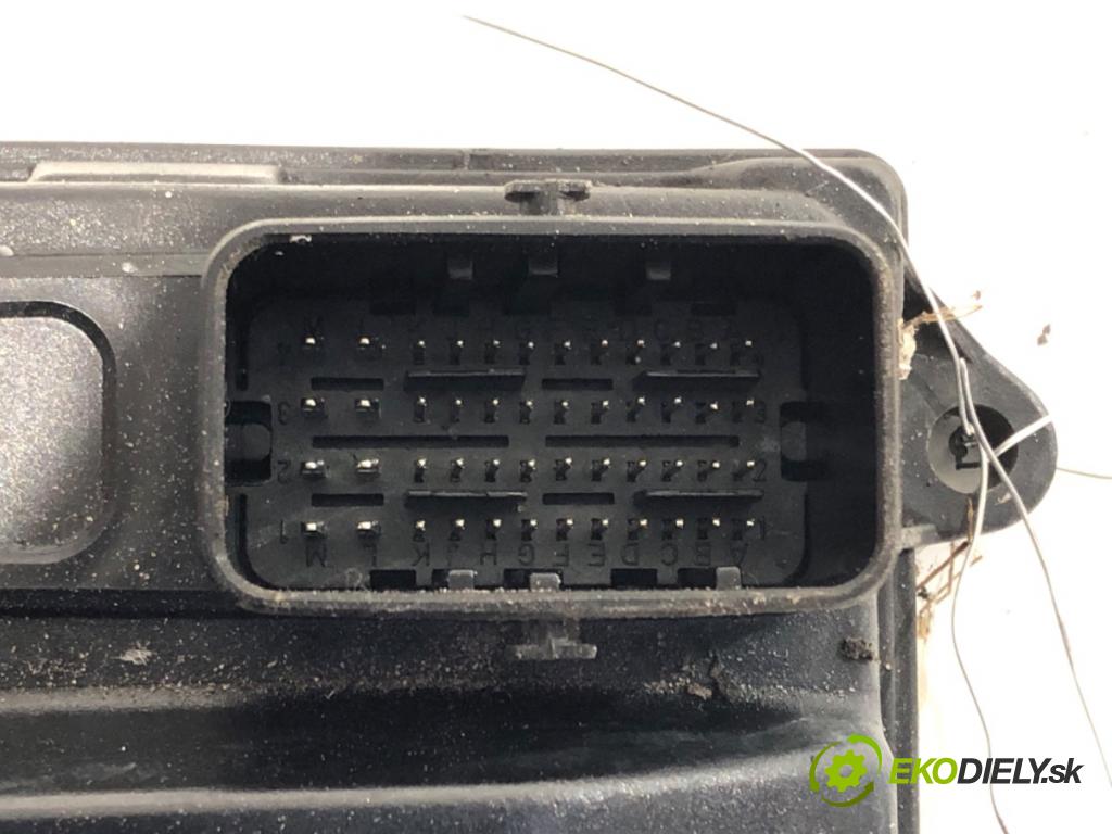 SUZUKI SWIFT III liftback 2009 75 kW 1.5 (RS 415) 1490 řídící jednotka LPG 67R-014903