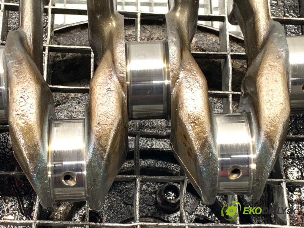 MAZDA 6 GJ sedan 2015 141 kW 2.5 (GJ5FP) 2488 kardaň hřídel KORBOVÝ:  (Blok motoru ostatní)