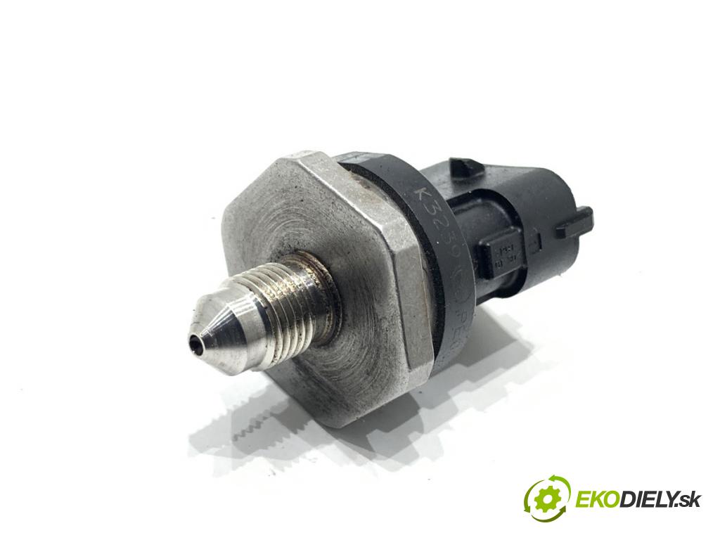 MAZDA 6 GJ sedan 2015 141 kW 2.5 (GJ5FP) 2488 Snímač tlaku paliva 0261545074 (Snímač)