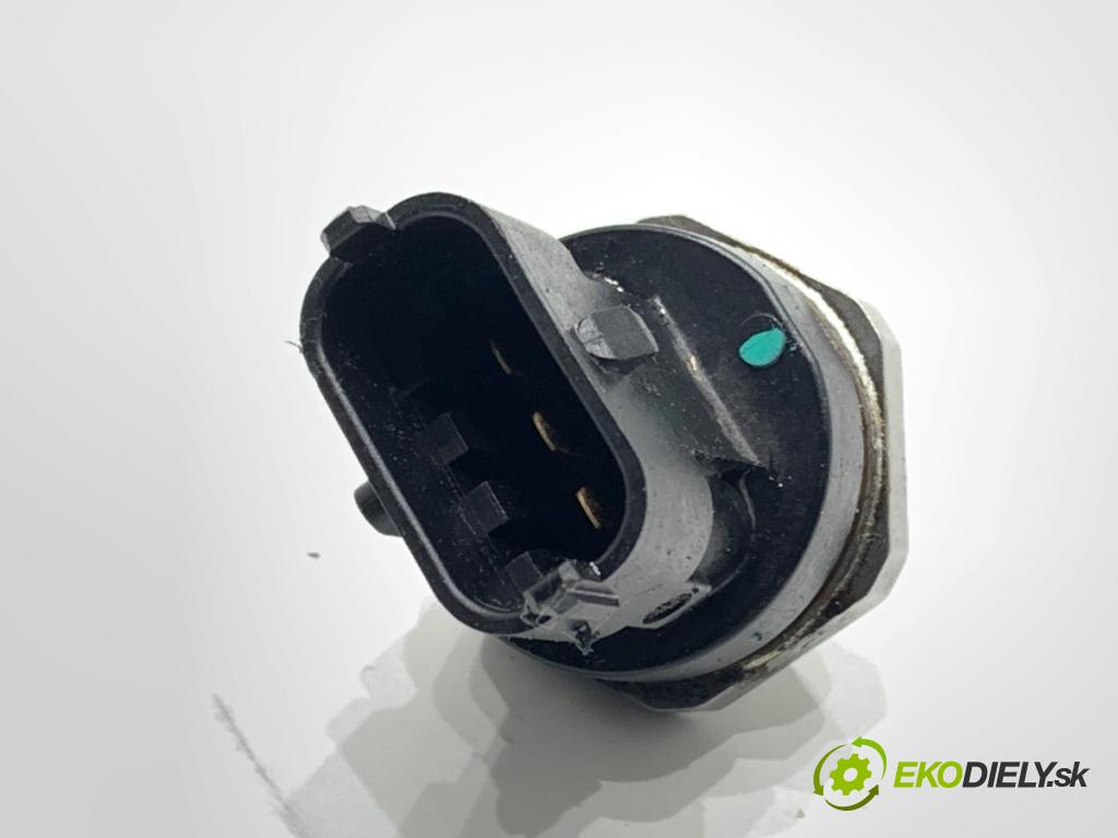 MAZDA 6 GJ sedan 2015 141 kW 2.5 (GJ5FP) 2488 Snímač tlaku paliva 0261545074 (Snímač)