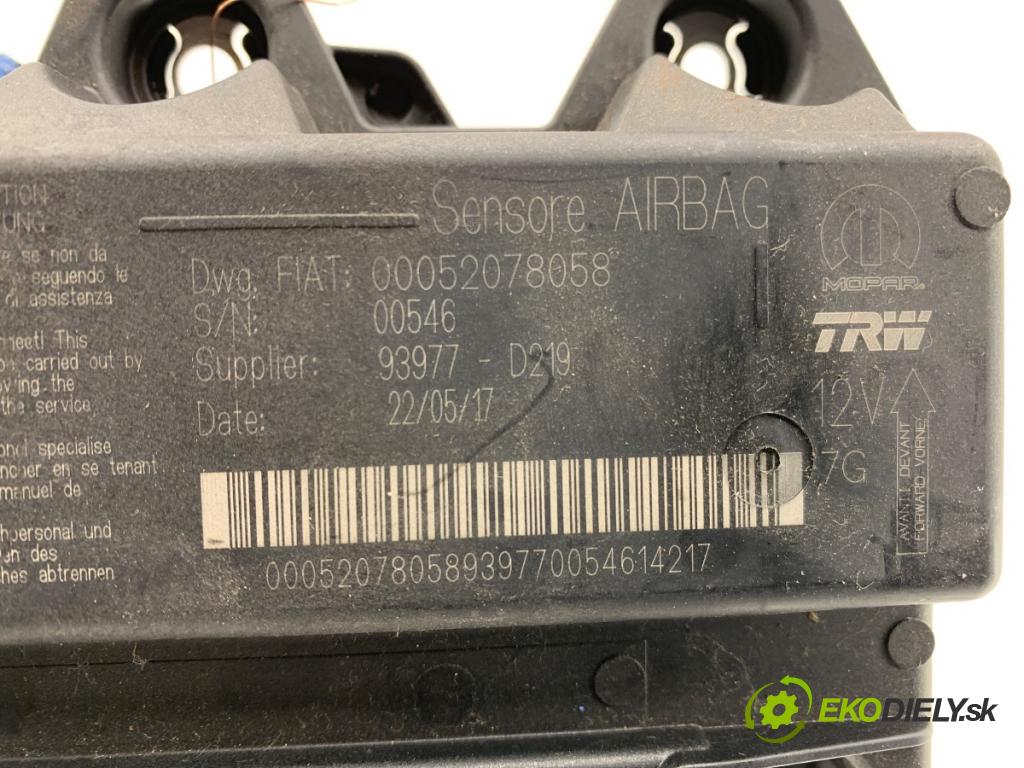FIAT TIPO Kombi 2017 88 kW 1.4 (356WXF1B) 1368 senzor airbag 00052078058 (Snímač)