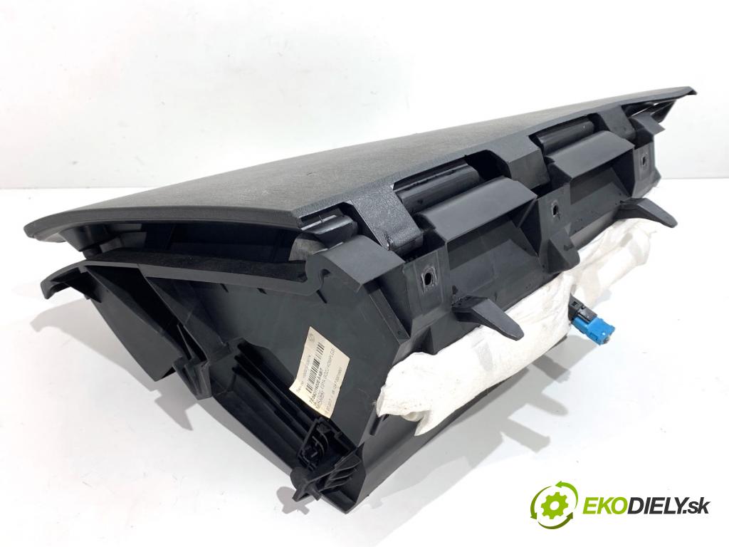 FIAT TIPO Kombi 2017 88 kW 1.4 (356WXF1B) 1368 přihrádka kastlík spolujezdce  (Přihrádka (kastlík))