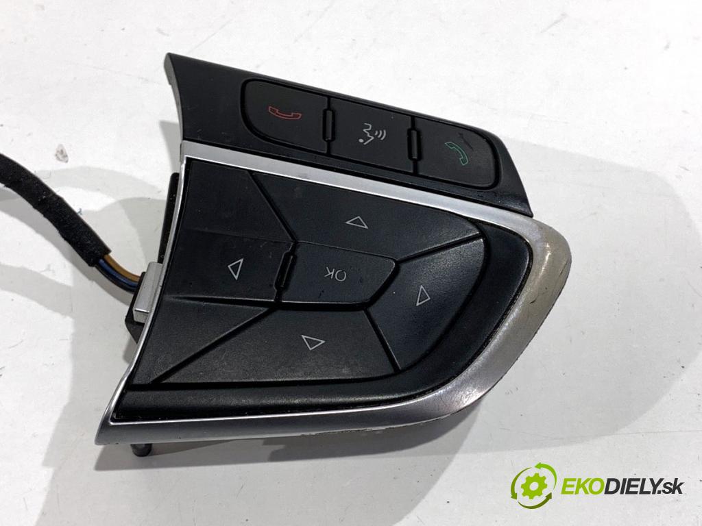 FIAT TIPO Kombi 2017 88 kW 1.4 (356WXF1B) 1368 Prepínač volantu 735641480 (Prepínacie páčky pod volantom)