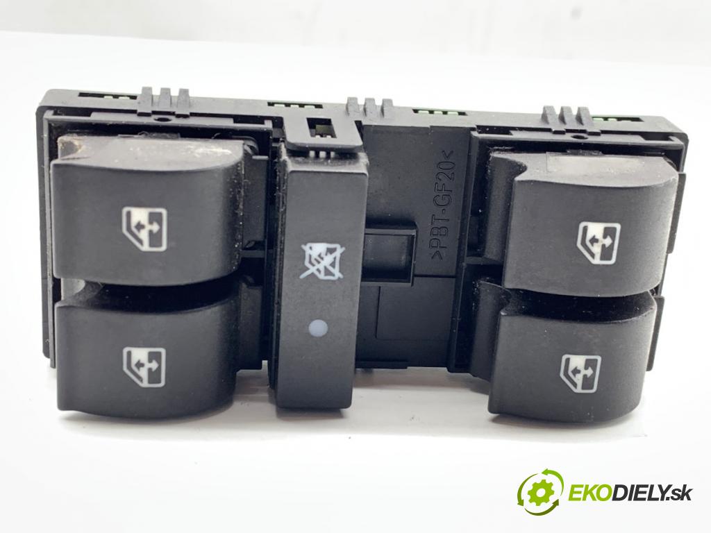 FIAT TIPO Kombi 2017 88 kW 1.4 (356WXF1B) 1368 Prepínač okien 7356323520 (Prepínacie páčky pod volantom)