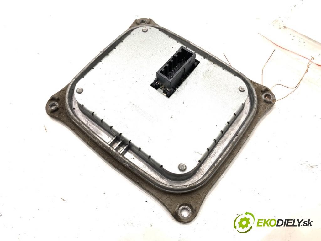 FIAT TIPO Kombi 2017 88 kW 1.4 (356WXF1B) 1368 Menič XENON 147000026800 (Riadiaca jednotka xenónu)