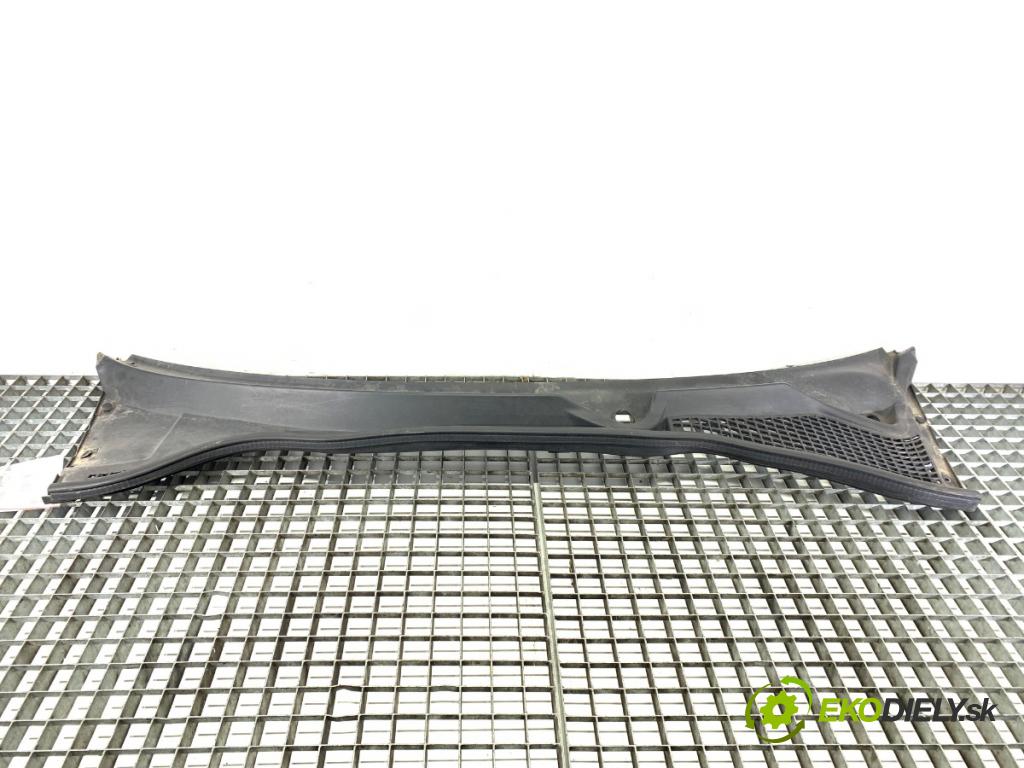 FIAT TIPO Kombi 2017 88 kW 1.4 (356WXF1B) 1368 torpédo plast pod čelní okno 52025006 (Plast pod čelním sklem)