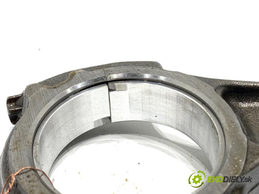 MAZDA 6 GJ sedan 2015 141 kW 2.5 (GJ5FP) 2488 PÍST: ojnice 089233 (Píst)