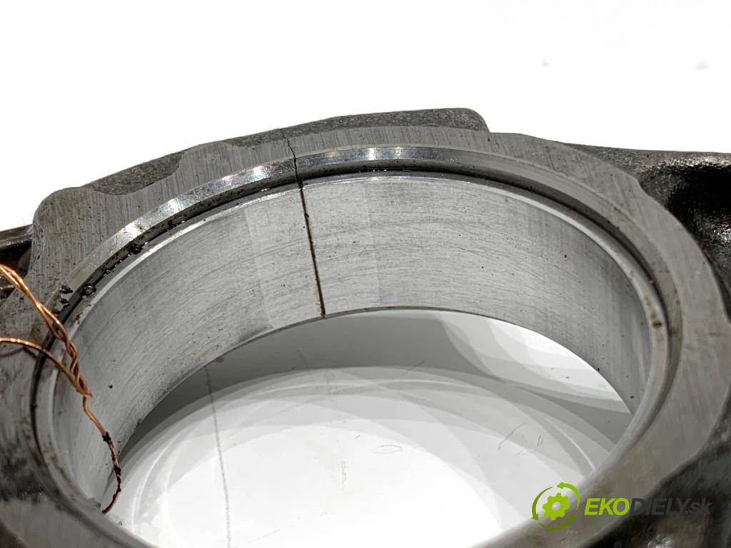 MAZDA 6 GJ sedan 2015 141 kW 2.5 (GJ5FP) 2488 PÍST: ojnice 089233 (Píst)