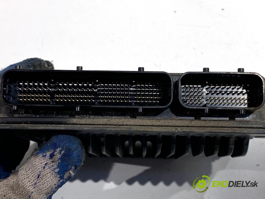 TOYOTA C-HR SUV 2016 85 kW 1.2 (NGX10_) 1197 riadiaca jednotka Motor 89661-F4070 (Riadiaca jednotka)