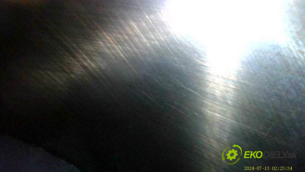 NISSAN JUKE F15 SUV 2012 86 kW 1.6 1598 Motor HR16 (Motor)