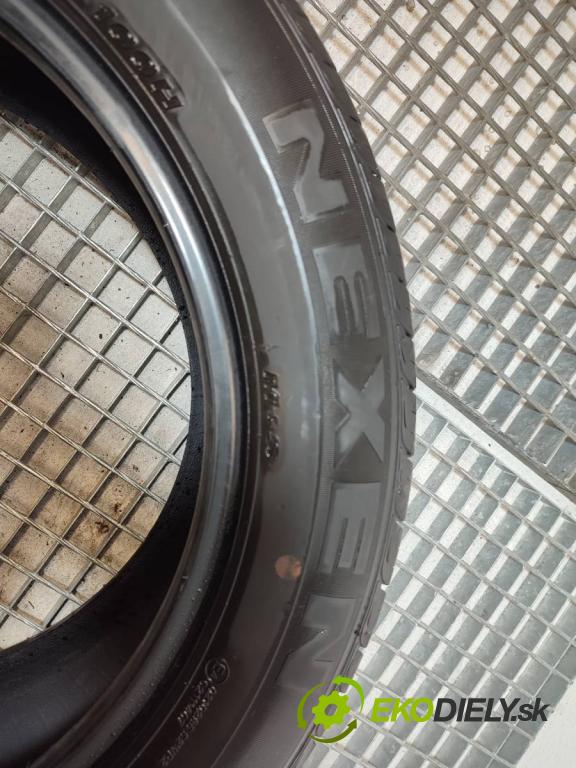 --- --- PNEUMATIKY: 2X 235/55 18" NEXEN