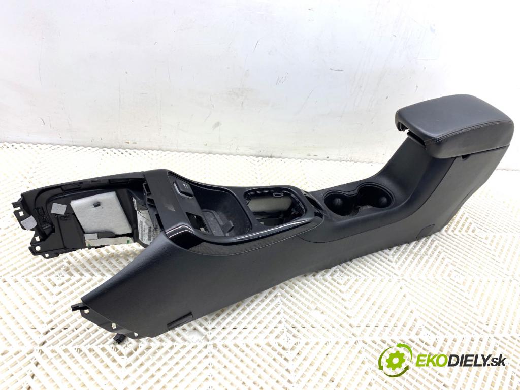 JEEP COMPASS MP SUV 2019 103 kW 1.4 MultiAir 1368 Tunel středový  (Středový tunel)