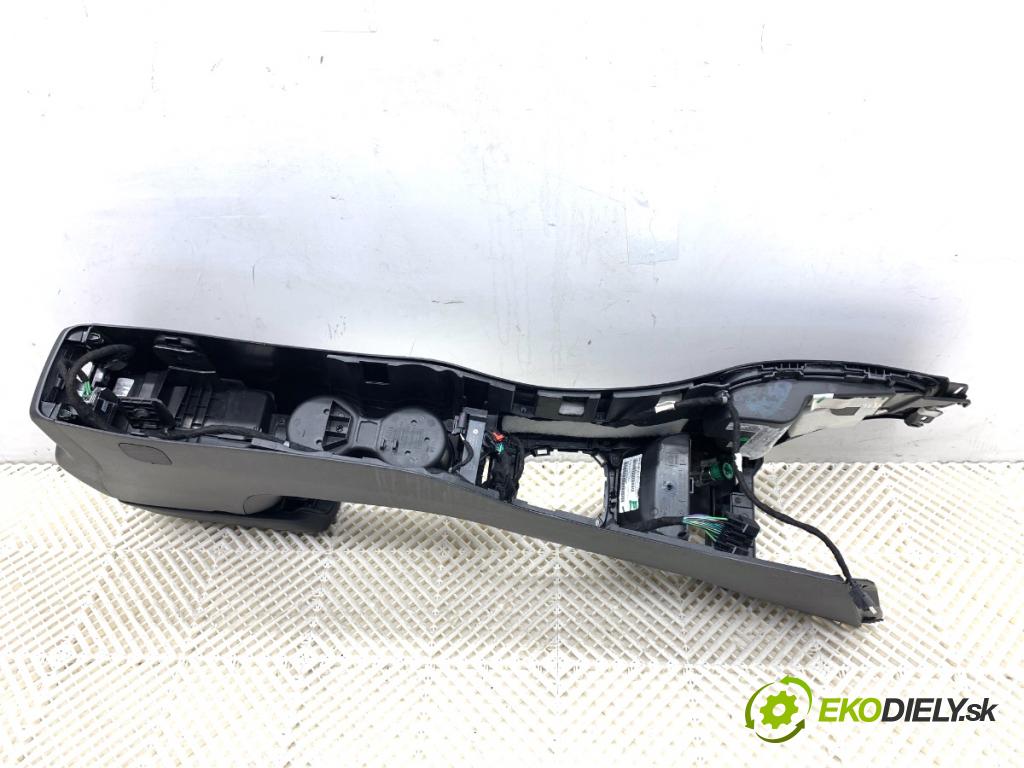 JEEP COMPASS MP SUV 2019 103 kW 1.4 MultiAir 1368 Tunel středový  (Středový tunel)