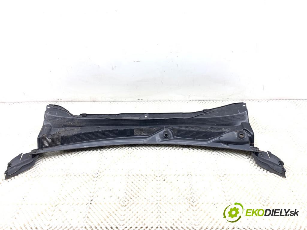 JEEP COMPASS MP SUV 2019 103 kW 1.4 MultiAir 1368 torpédo plast pod čelní okno 5UT09TRMAC (Plast pod čelním sklem)