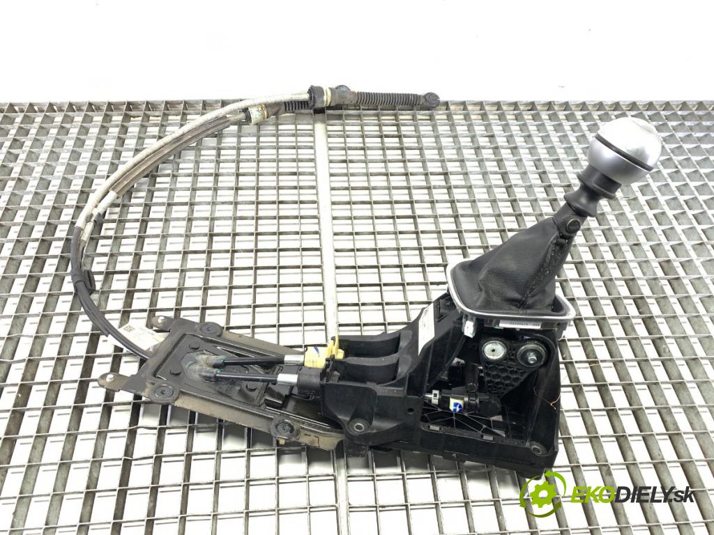 JEEP COMPASS MP SUV 2019 103 kW 1.4 MultiAir 1368 Kulisa  (Rýchlostná páka (kulisa))