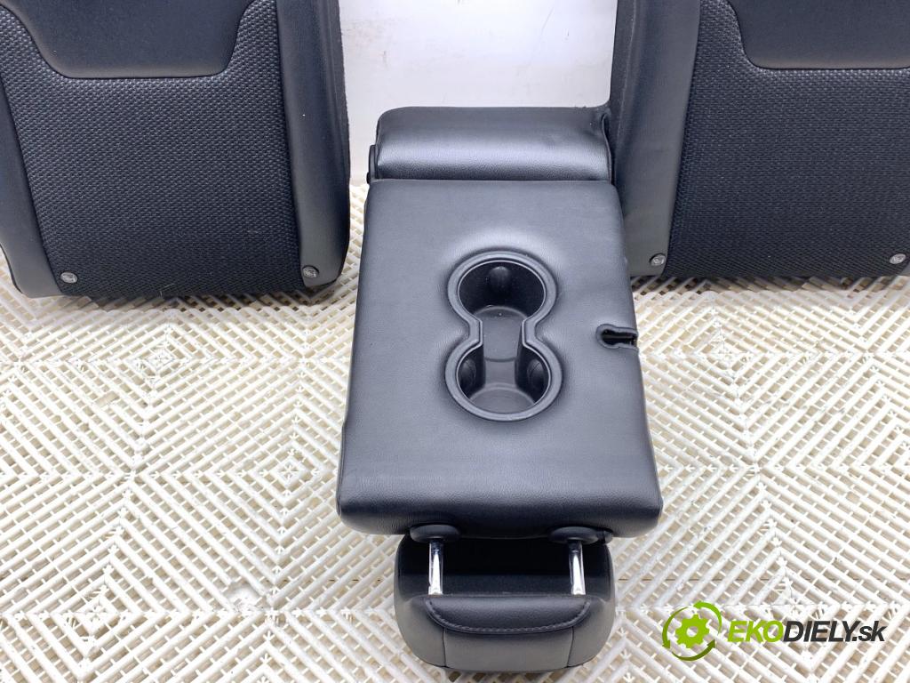 JEEP COMPASS MP SUV 2019 103 kW 1.4 MultiAir 1368 Sedadlo druhý rad