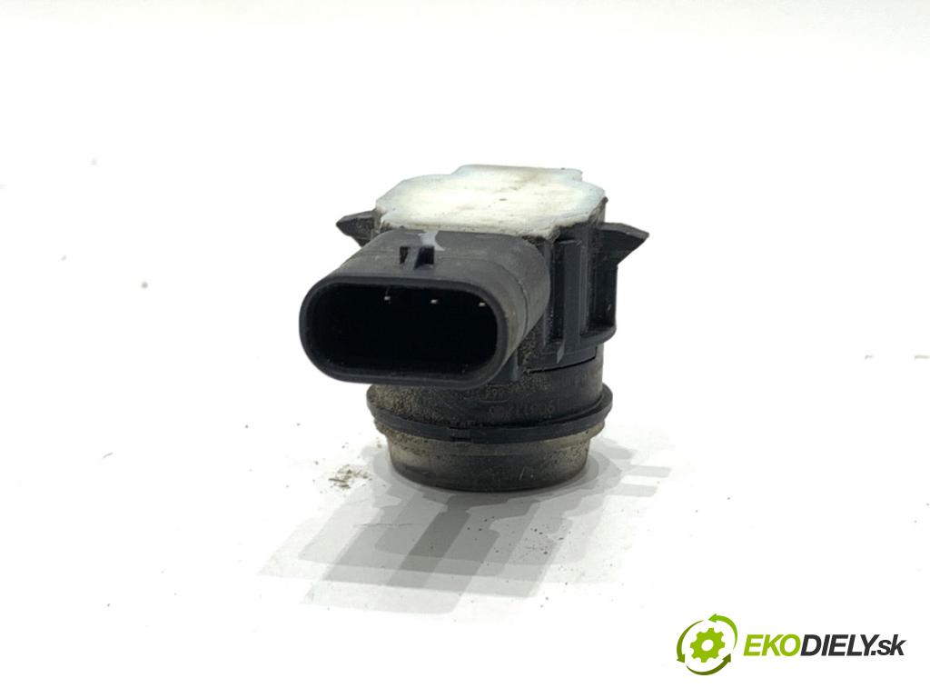 JEEP COMPASS MP SUV 2019 103 kW 1.4 MultiAir 1368 snímač PDC 5UT05RXFAA 0263043255