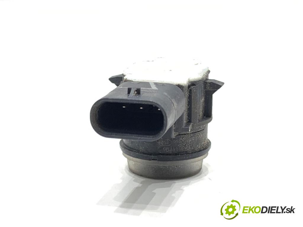 JEEP COMPASS MP SUV 2019 103 kW 1.4 MultiAir 1368 snímač PDC 5UT05RXFAA 0263043255