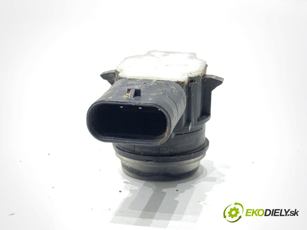 JEEP COMPASS MP SUV 2019 103 kW 1.4 MultiAir 1368 snímač PDC 5UT06KXJAA 0263043130
