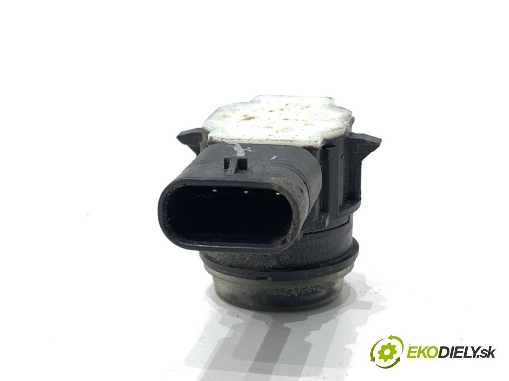 JEEP COMPASS MP SUV 2019 103 kW 1.4 MultiAir 1368 snímač PDC 5UT05RXFAA 0263043255
