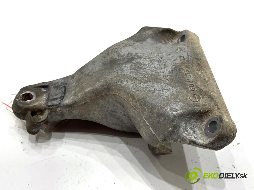 BMW F30 sedan 2016 180 kW 328 i xDrive 1997 Držiak Motor pravá 6857560 (Držiak motora)