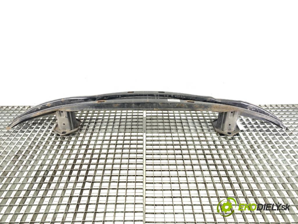 BMW F30 sedan 2016 180 kW 328 i xDrive 1997 výztuha nárazníka zadní část 7256928 (Zadní výztuha)