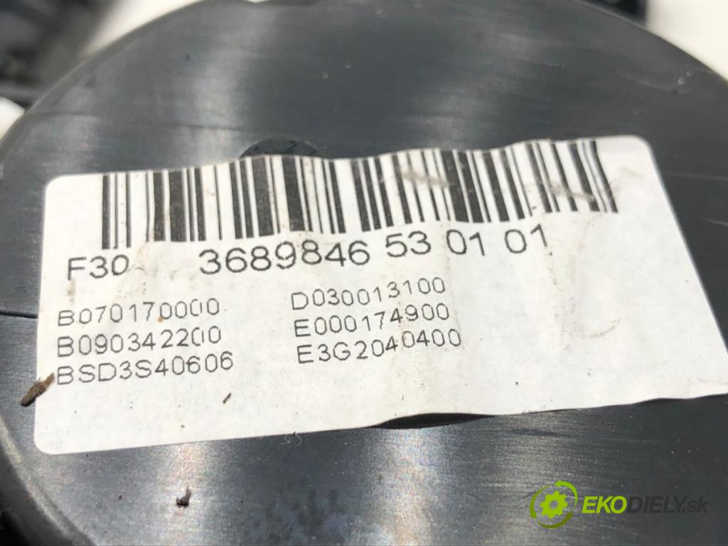 BMW F30 sedan 2016 180 kW 328 i xDrive 1997 Držiak na nápoje 3689846 (Držiak (úchyt) na nápoje)