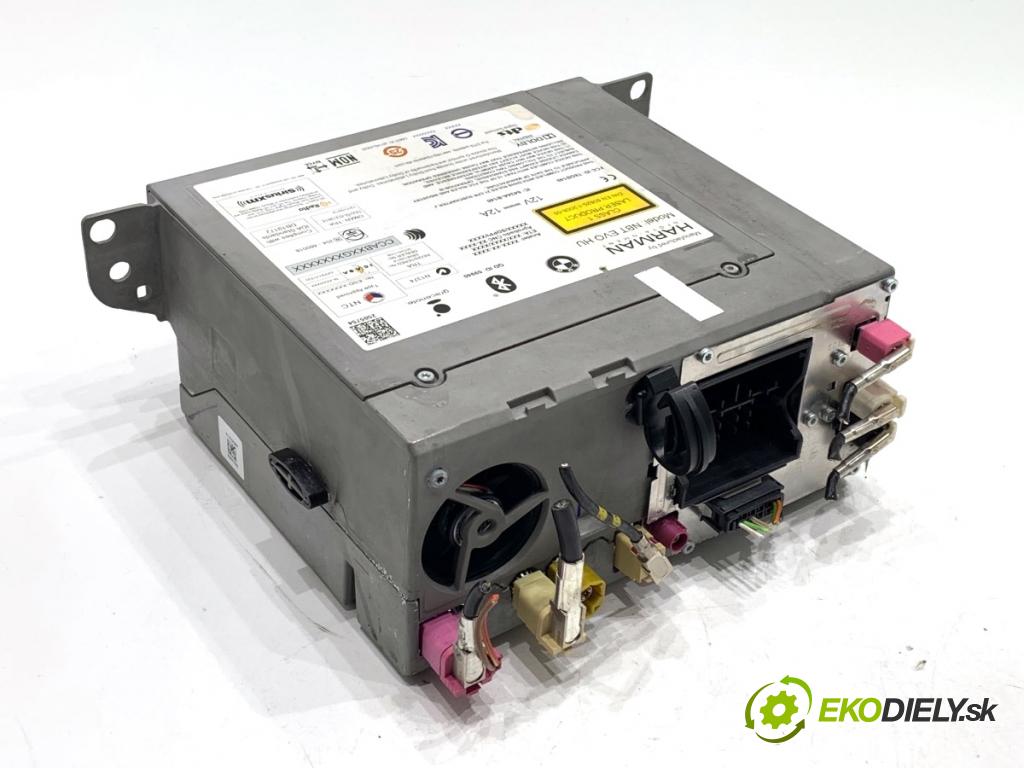 BMW F30 sedan 2016 180 kW 328 i xDrive 1997 RADIO mavigace 6809245 (Audio zařízení)