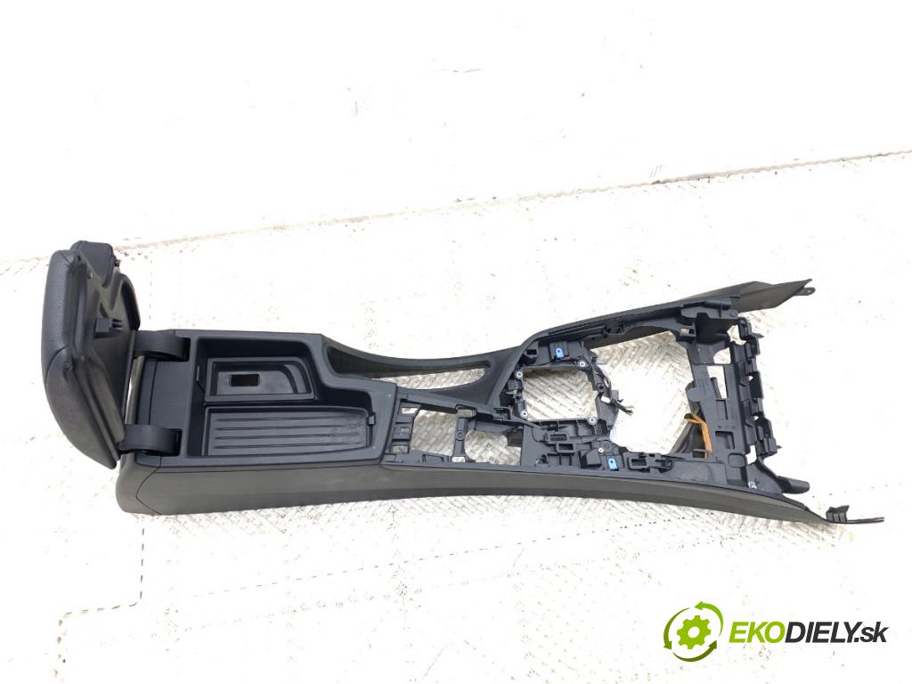 BMW F30 sedan 2016 180 kW 328 i xDrive 1997 Tunel středový 9207357 3689846 (Středový tunel)