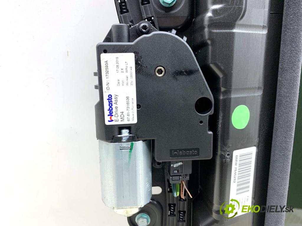 BMW F30 sedan 2016 180 kW 328 i xDrive 1997 střešní okno 7846282 (Sklo karoserie)