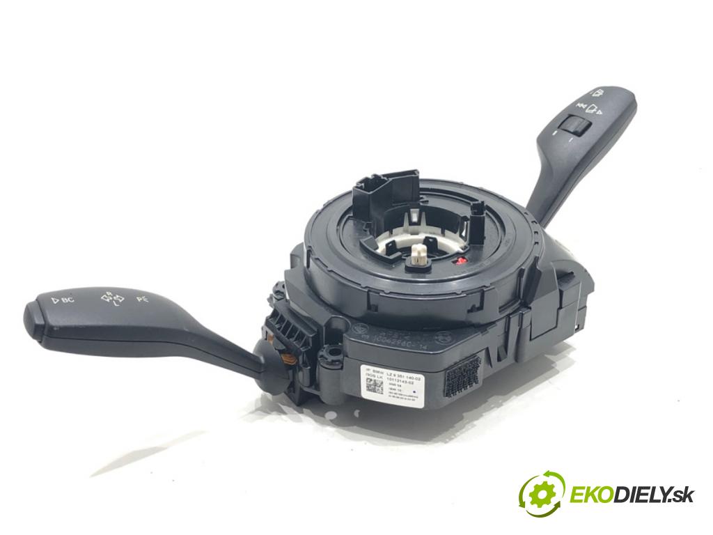 BMW F30 sedan 2016 180 kW 328 i xDrive 1997 Prepínač kombinovaný 9351140 (Prepínacie páčky pod volantom)