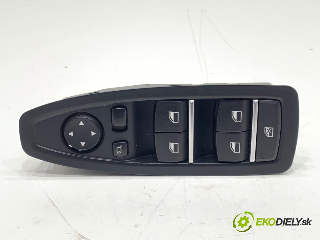 BMW F30 sedan 2016 180 kW 328 i xDrive 1997 Prepínač okien 9362107 (Prepínacie páčky pod volantom)