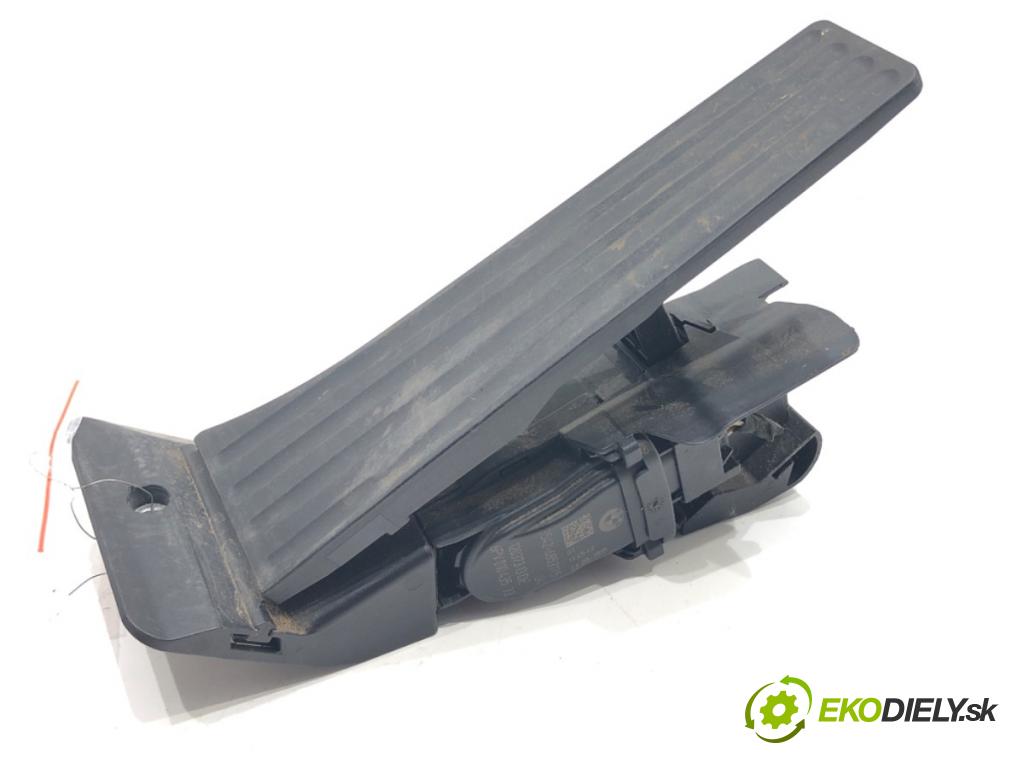 BMW F30 sedan 2016 180 kW 328 i xDrive 1997 Potenciometer plynu 6853175 (Potenciometer plynového pedálu)