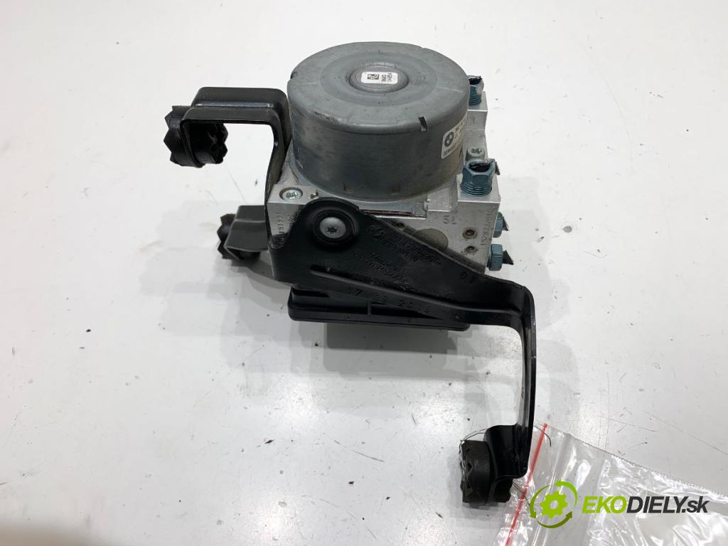 BMW F30 sedan 2016 180 kW 328 i xDrive 1997 Pumpa ABS 6871110 (Pumpa ABS)